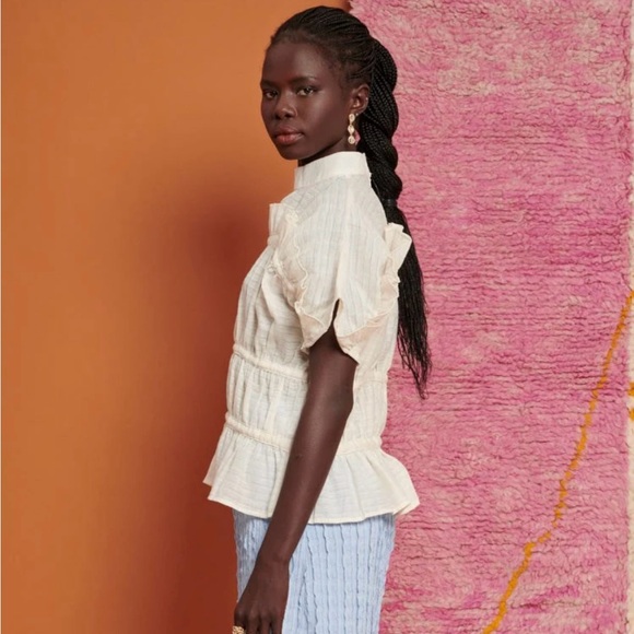 Ghospell Yasmin Ruched top - size medium+ in cream - Picture 4 of 11